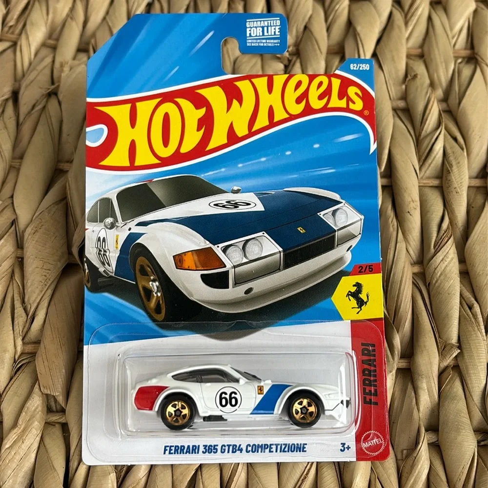Ferrari 365 GTB4 Competizone White Race Car 66 Hot Wheels Hotwheels Racing 2026